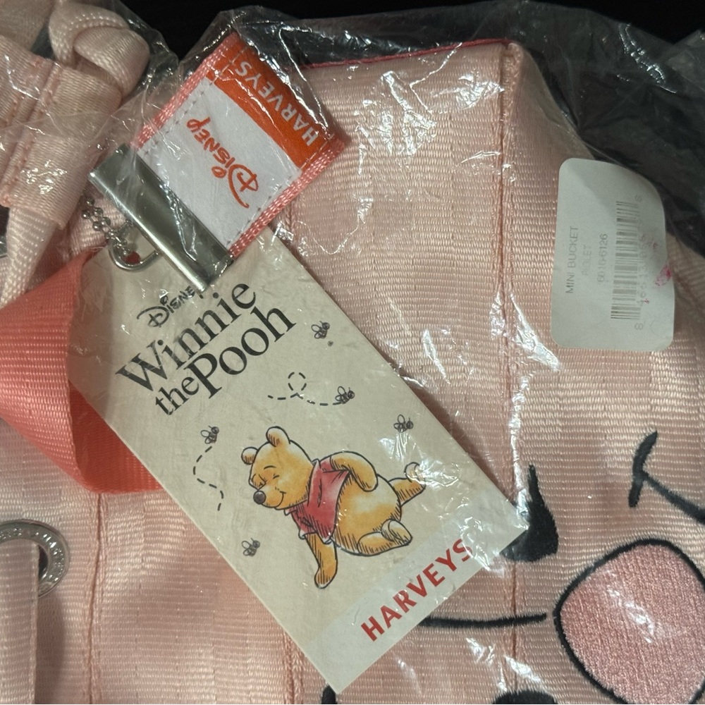 Harvey’s Disney Winnie the Pooh Piglet Bucket Bag - Picture 5 of 16